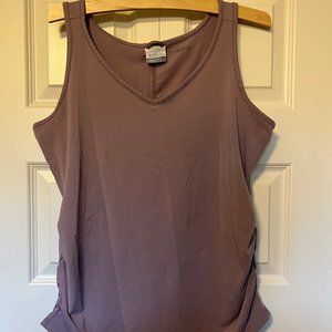 Columbia Sleeveless Top in L - dusty rose colour